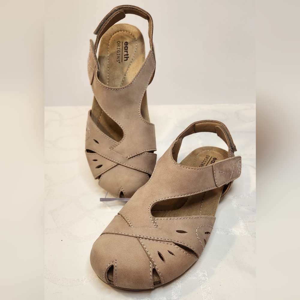 Earth Origins Etbirdine Comfort Support Tan Leather Slip On Sandal Size 7M